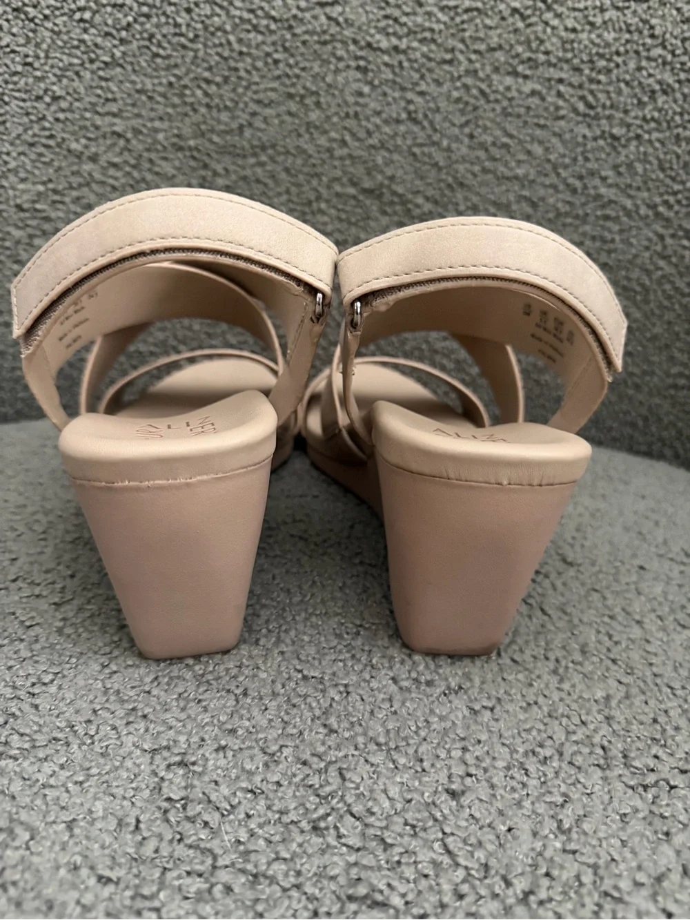 Naturalizer Women's Palmer Wedge Sandal in Nude Beige